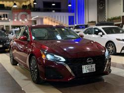 نیسان ئەلتیما